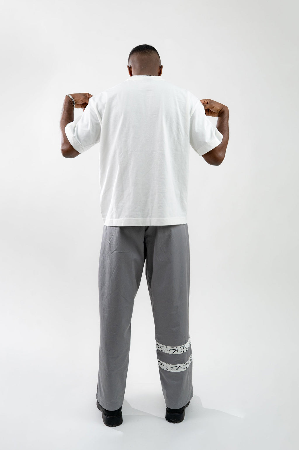 Half-Embroidered Logo T-Shirt - Ecru